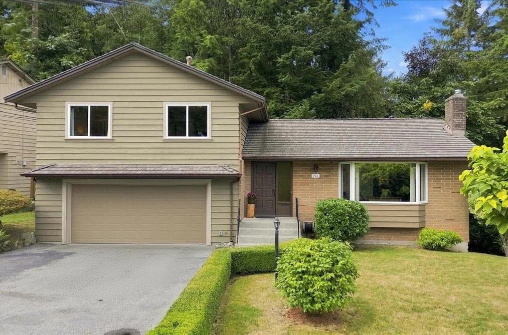 976 CORONA CRESCENT, Coquitlam, BC — Residential for Sale - Main Photo