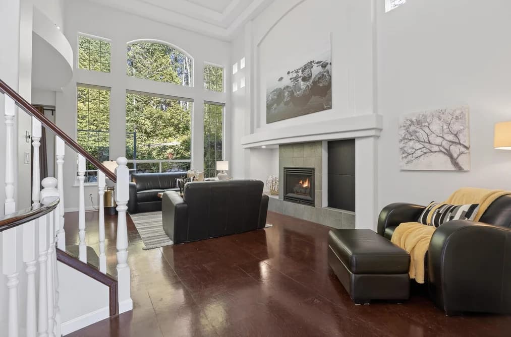 98 LINDEN COURT, Port Moody, BC — Residential for Sale - Main Photo