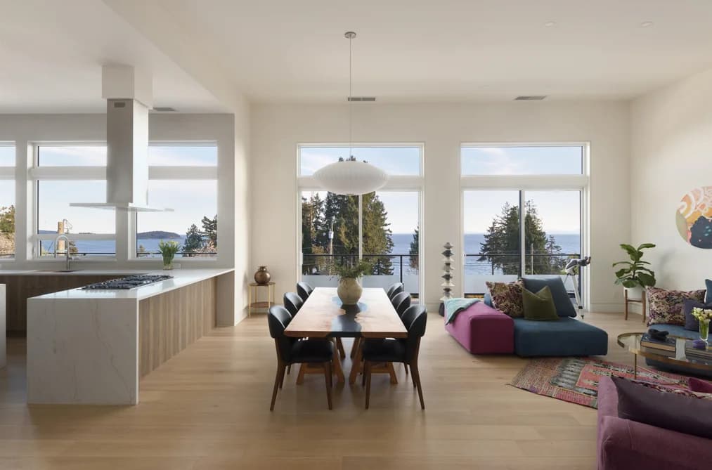 980 GOWER POINT ROAD, Gibsons, BC — Residential for Sale - Photo 2