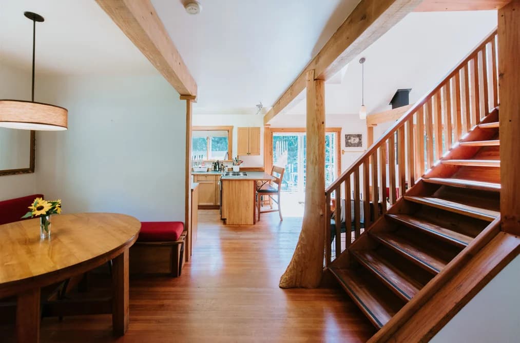 981 CONRAD ROAD, Roberts Creek, BC — Residential for Sale - Photo 2