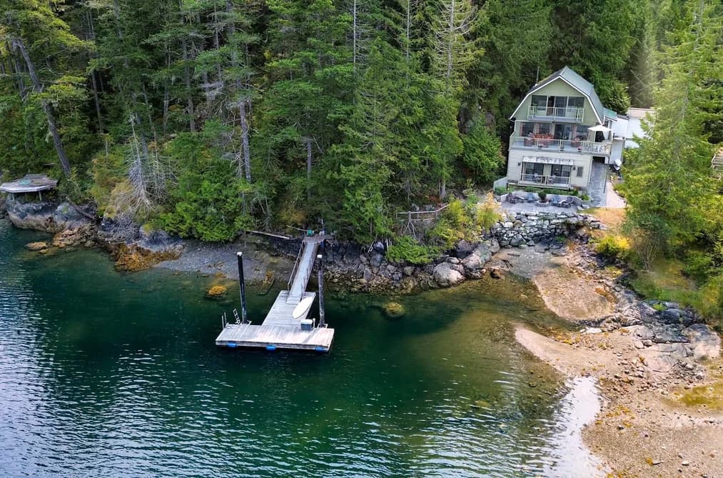 9812 WESCAN ROAD, Halfmoon Bay, BC — Residential for Sale - Main Photo