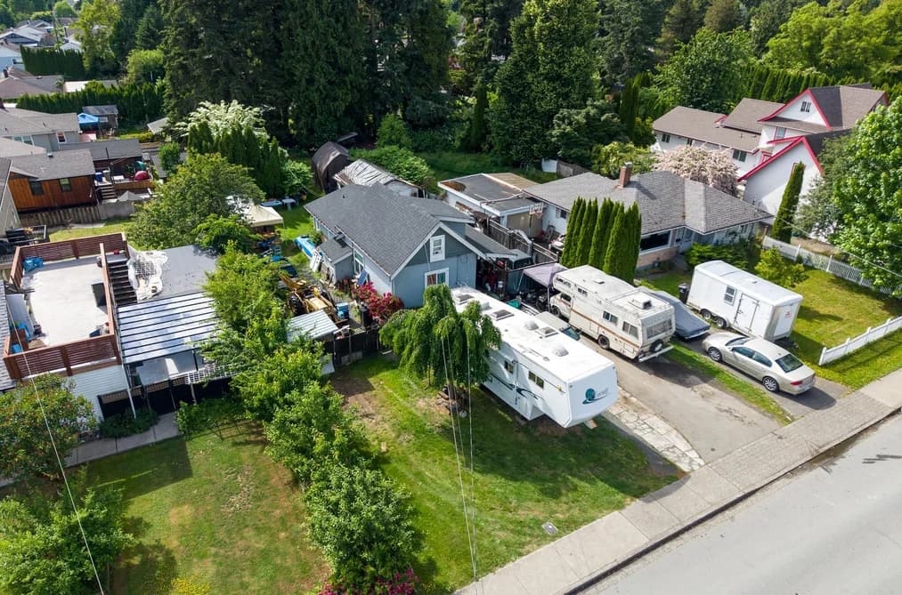 9813 YOUNG ROAD, Chilliwack, BC — Residential for Sale - Main Photo