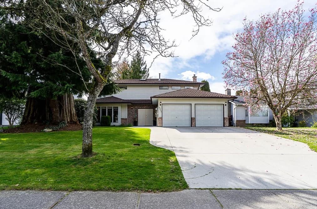 9835 158A STREET, Surrey, BC — Residential for Sale - Photo 2