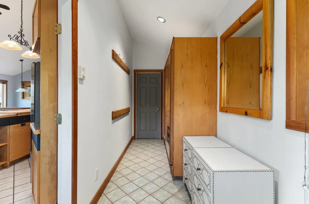 9842 ANDERSON PLACE, Pemberton, BC — Residential for Sale - Photo 2