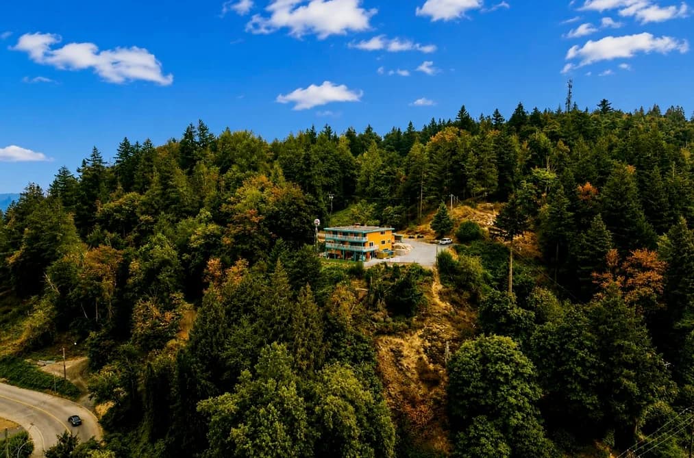 9890 QUARRY ROAD, Chilliwack, BC — Residential for Sale - Photo 2