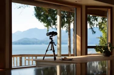 House for sale at 990 Windjammer Road Bowen Island British Columbia - MLS: R3141428