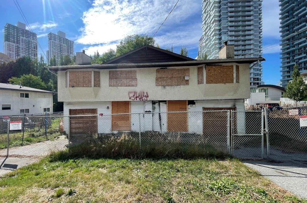 9935-9937 138 STREET, Surrey, BC — Residential Income for Sale - Main Photo