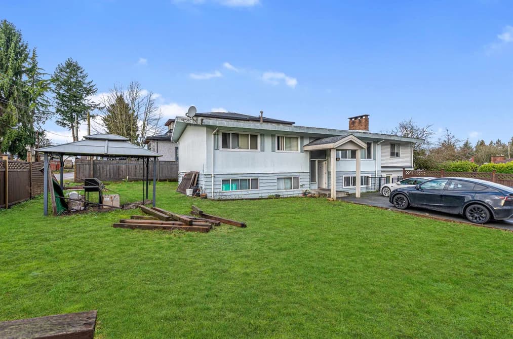 9939 119A STREET, Surrey, BC — Residential for Sale - Photo 2