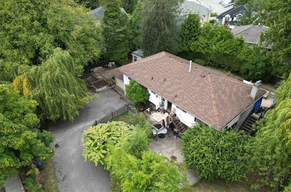 9947 116A STREET, Surrey, BC — Residential for Sale - Photo 2