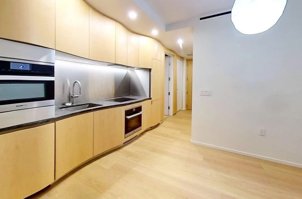 9xx 1568 ALBERNI STREET, Vancouver BC V6G 0E3 - Photo 1