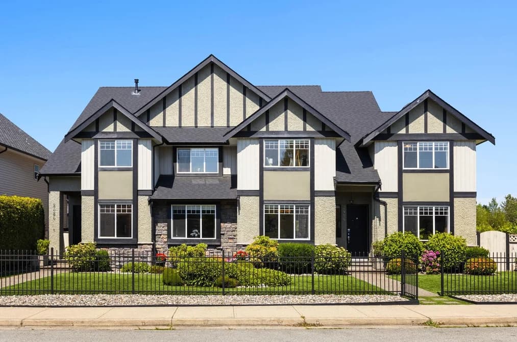 A 2484 NILE GATE, Port Coquitlam, BC — Residential for Sale - Photo 2