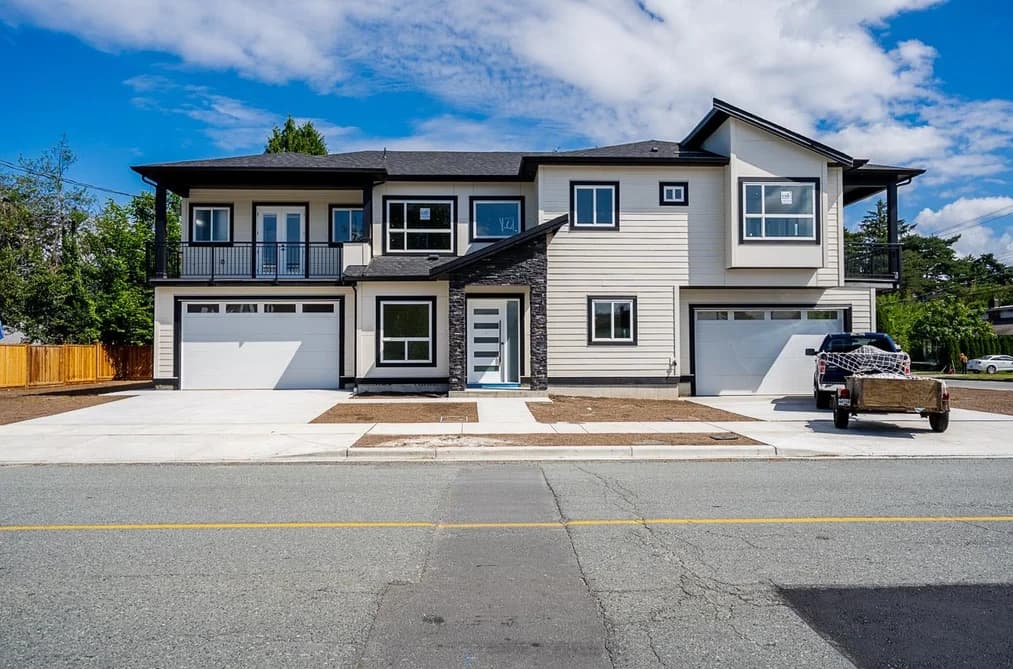 A 45945 LEWIS AVENUE, Chilliwack, BC — Residential for Sale - Main Photo