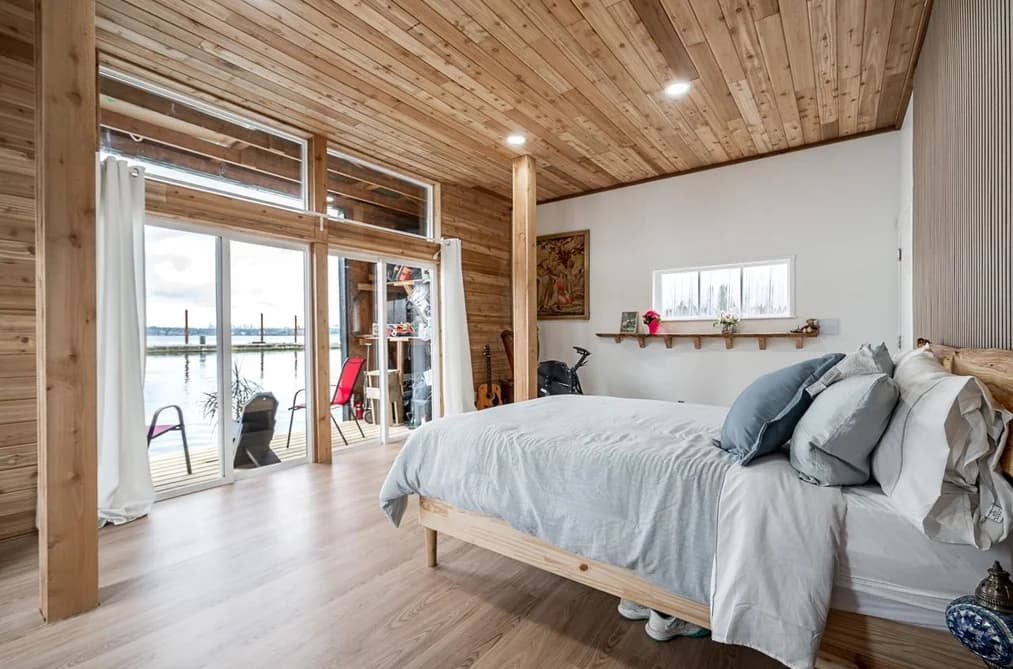 A24 415 ESPLANADE, North Vancouver, BC — Residential for Sale - Photo 2