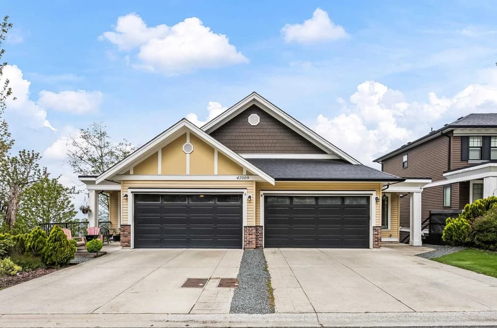 B 47009 SYLVAN DRIVE, Sardis, BC — Residential for Sale - Main Photo