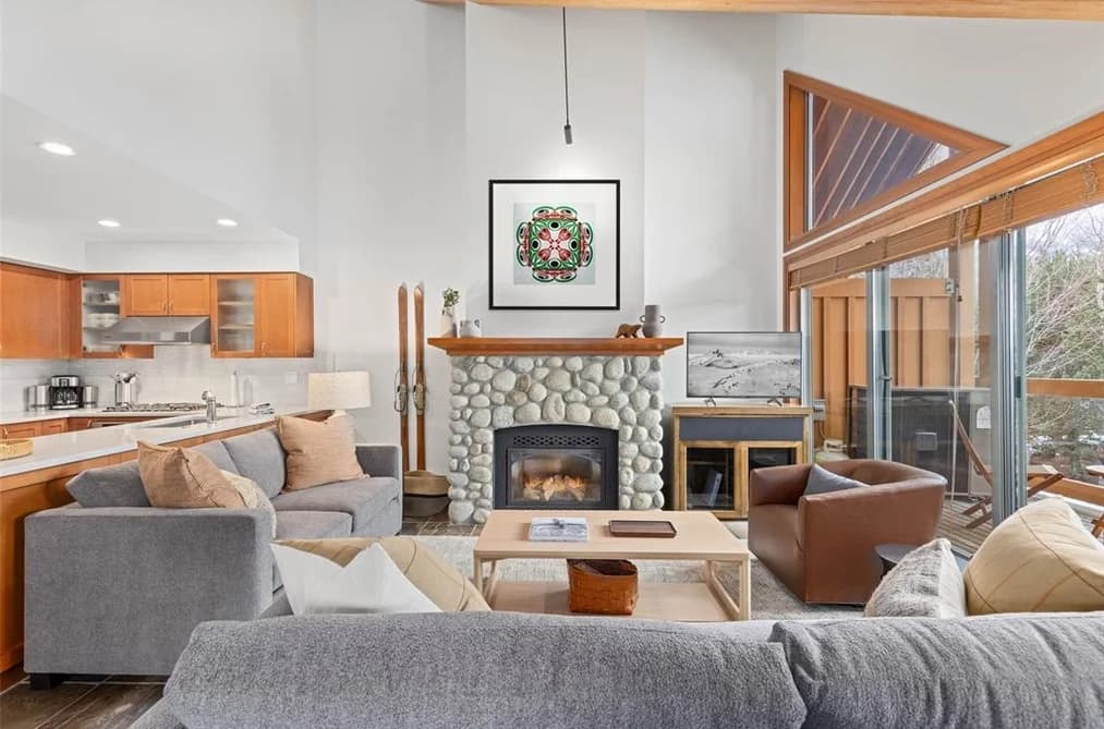A 4847 CASABELLA CRESCENT, Whistler, BC — Residential for Sale - Main Photo