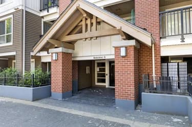 Condo for sale at B304 8929 202 Street Langley British Columbia - MLS: R3128155