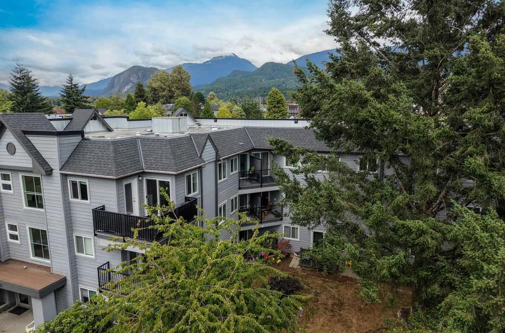 B310 40120 WILLOW CRESCENT, Squamish, BC — Residential for Sale - Main Photo