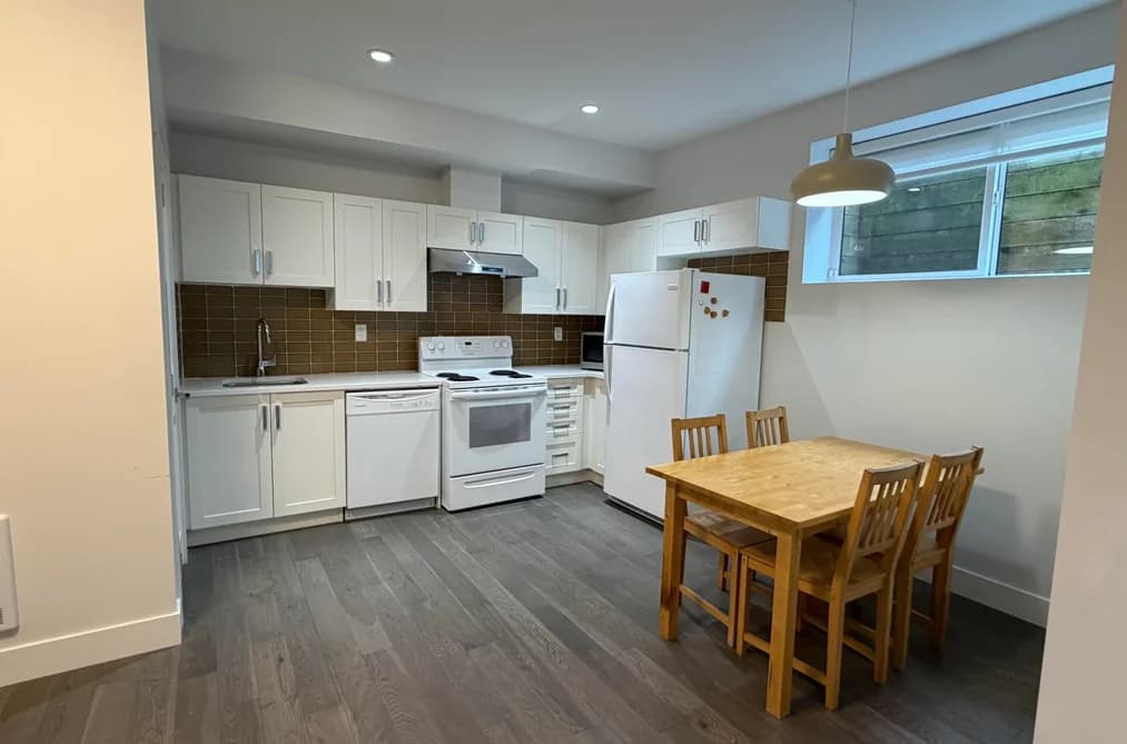 Basement 16487 103 AVENUE, Surrey BC V4N 1Y8 - Photo 1