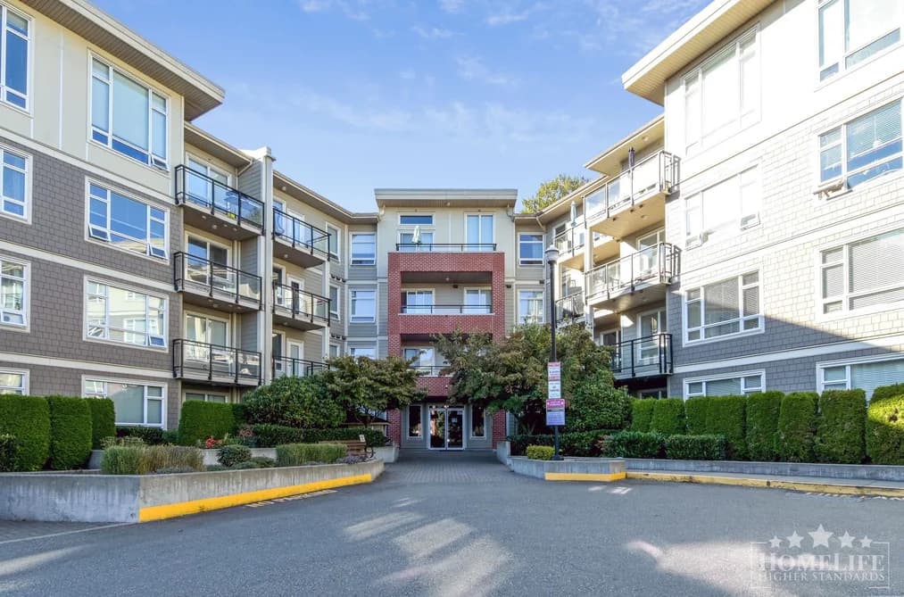 C206 20211 66 AVENUE, Langley BC V2Y 0L4 - Photo 1