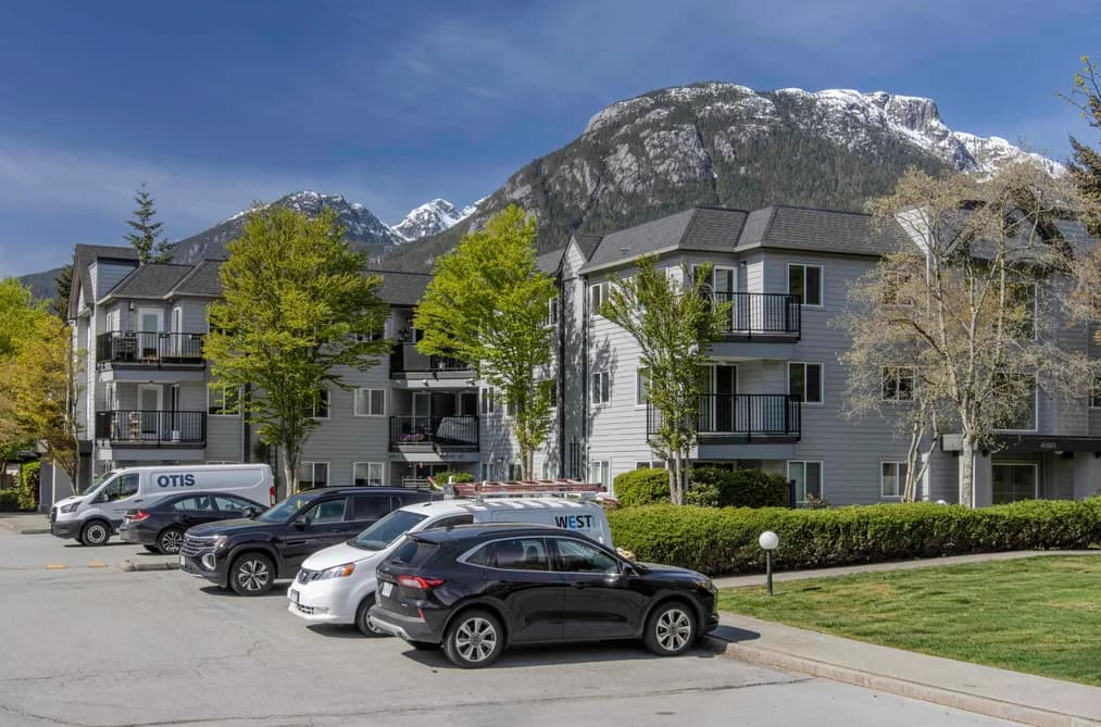 C308 40140 WILLOW CRESCENT, Squamish, BC — Residential for Sale - Main Photo