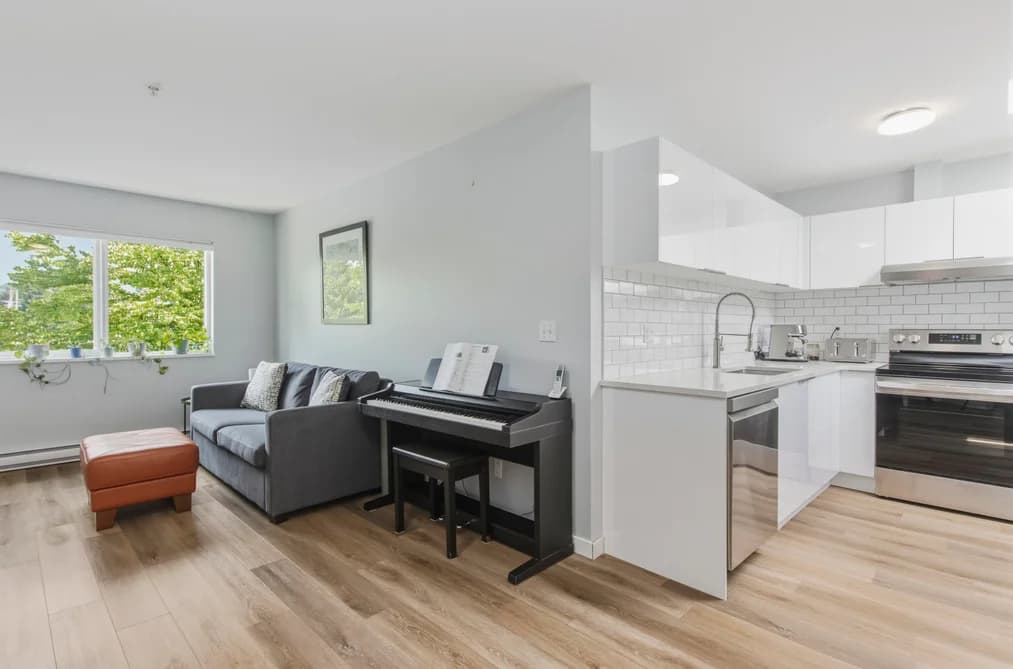 C308 40140 WILLOW CRESCENT, Squamish, BC — Residential for Sale - Photo 2