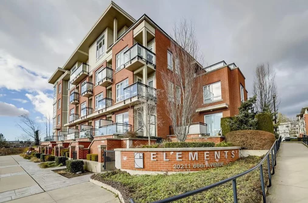 C325 20211 66 AVENUE, Langley, BC — Residential for Sale - Main Photo