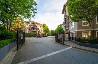 Condo for sale at D207 8929 202 Street Langley British Columbia - MLS: R3124817