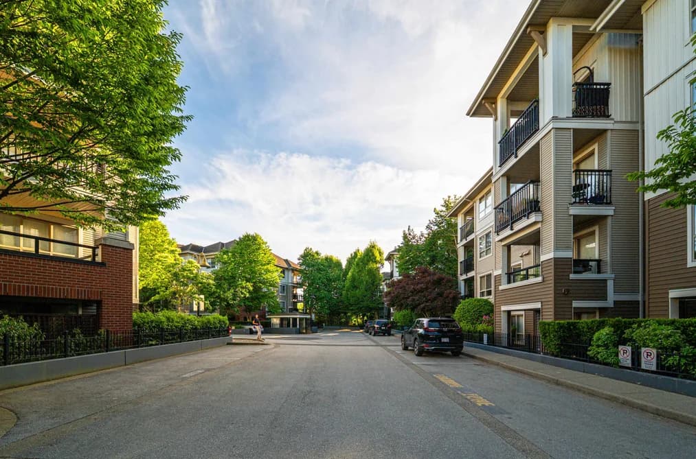 D207 8929 202 STREET, Langley, BC — Residential for Sale - Photo 2