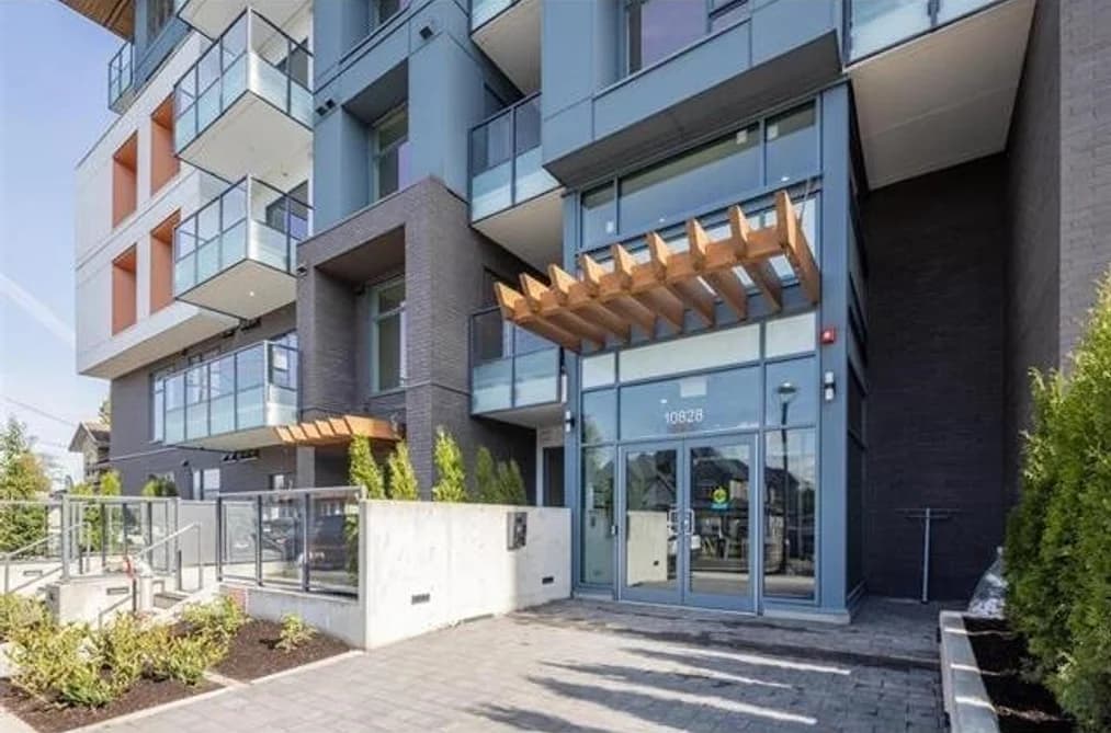 E215 10829 140 STREET, Surrey, BC — Residential for Sale - Photo 2