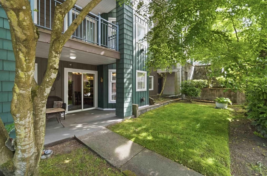 G01 3085 PRIMROSE LANE, Coquitlam, BC — Residential for Sale - Photo 2