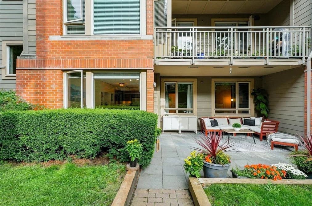 G11 139 W 22ND STREET, North Vancouver, BC — Residential for Sale - Photo 2