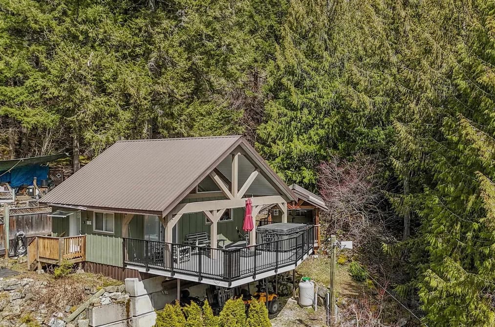 H61 BLUEBERRY CRESCENT, Sunshine Valley, BC — Residential for Sale - Main Photo