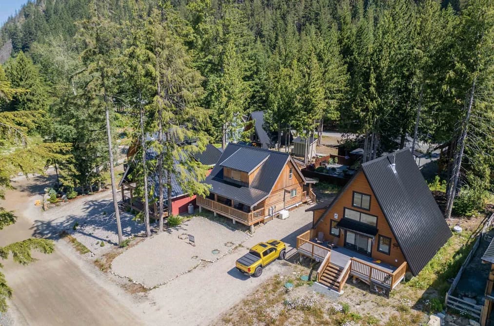 HG160 71350 OLD HOPE PRINCETON HIGHWAY, Hope, BC — Residential for Sale - Main Photo