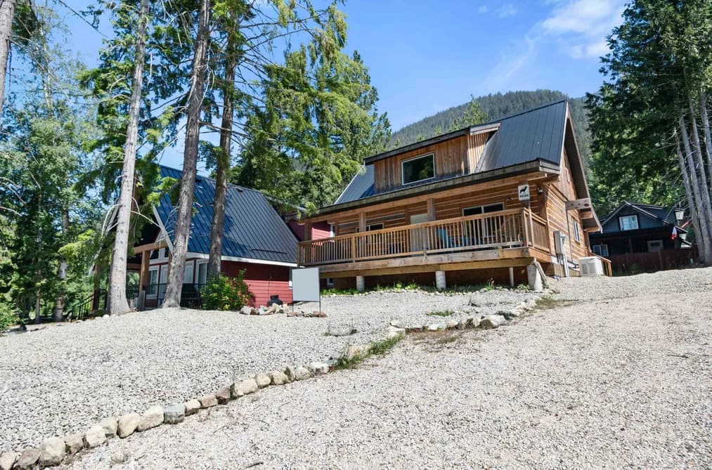 HG160 71350 OLD HOPE PRINCETON HIGHWAY, Hope, BC — Residential for Sale - Photo 2