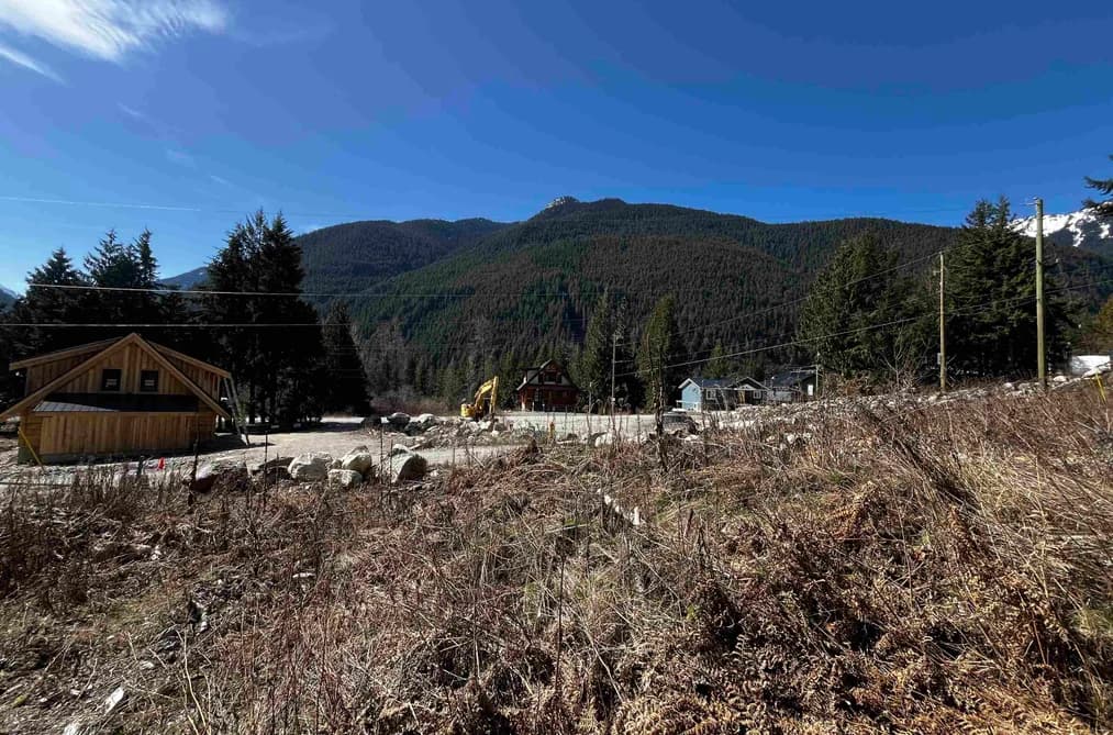 LMV6 OLD HOPE PRINCETON HIGHWAY, Sunshine Valley, BC — Land for Sale - Main Photo