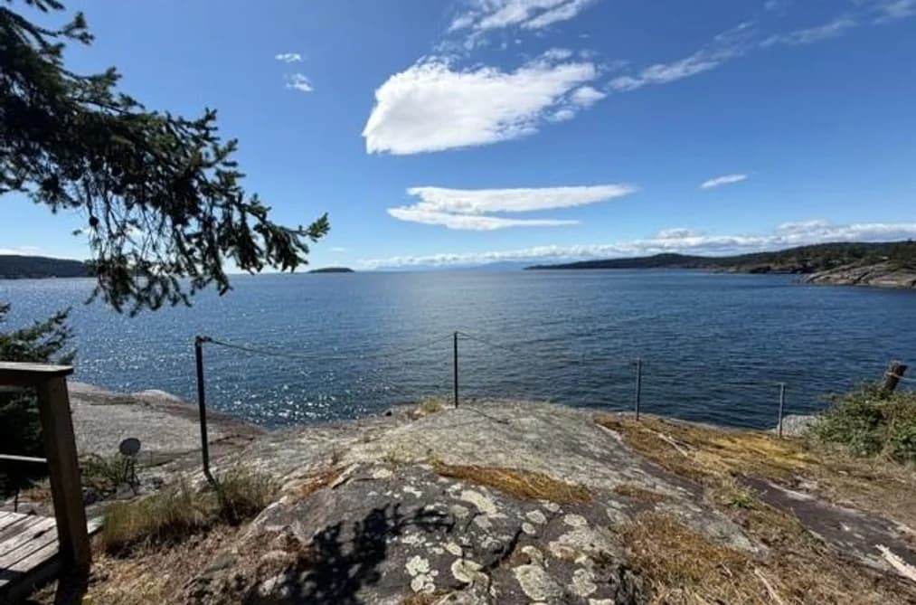 LOT 16 TAYLOR CRESCENT, Halfmoon Bay, BC — Land for Sale - Main Photo