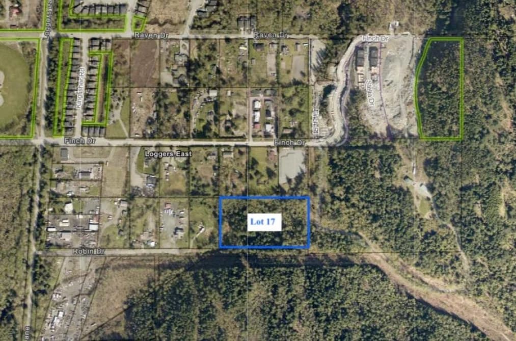 LOT 17 ROBIN DRIVE, Squamish, BC — Land for Sale - Main Photo