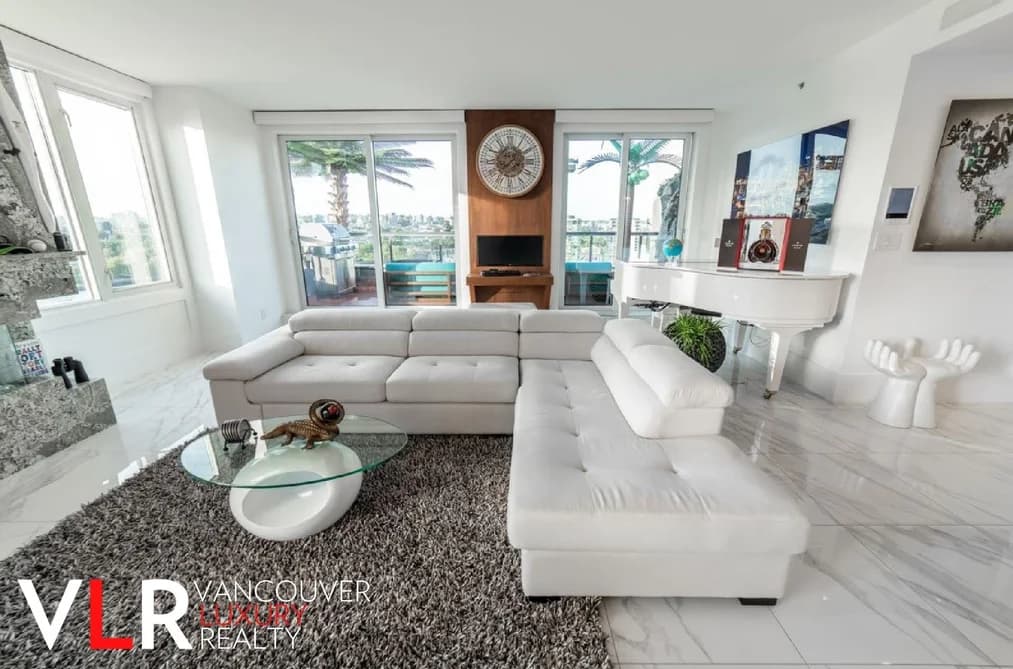 PH 199 DRAKE STREET, Vancouver BC V6Z 2Y8 - Photo 1