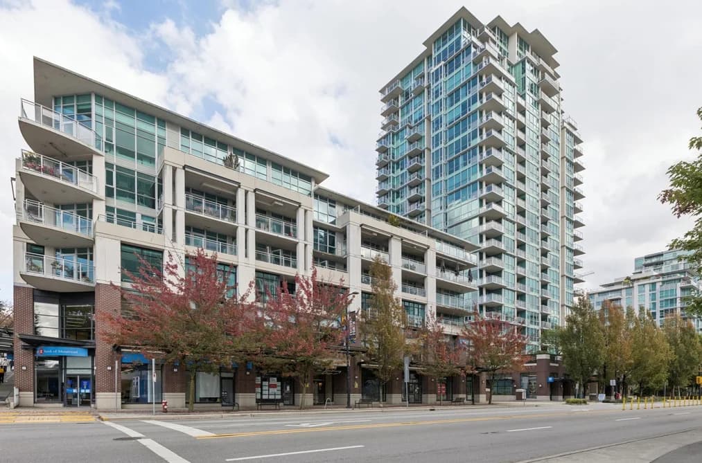 PH 601 100 E ESPLANADE, North Vancouver, BC — Residential for Sale - Main Photo