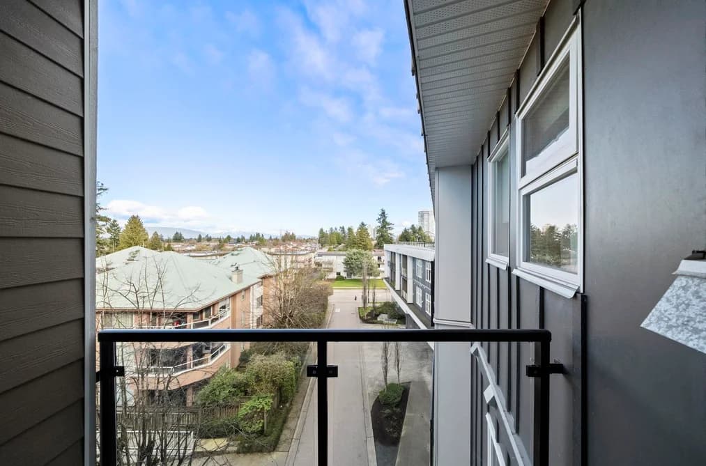 PH18 6283 KINGSWAY, Burnaby, BC — Residential for Sale - Photo 2