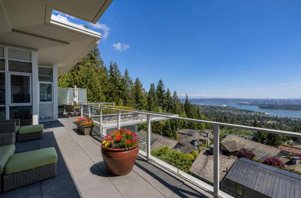 PH2 2200 CHIPPENDALE ROAD, West Vancouver, BC — Residential for Sale - Photo 2