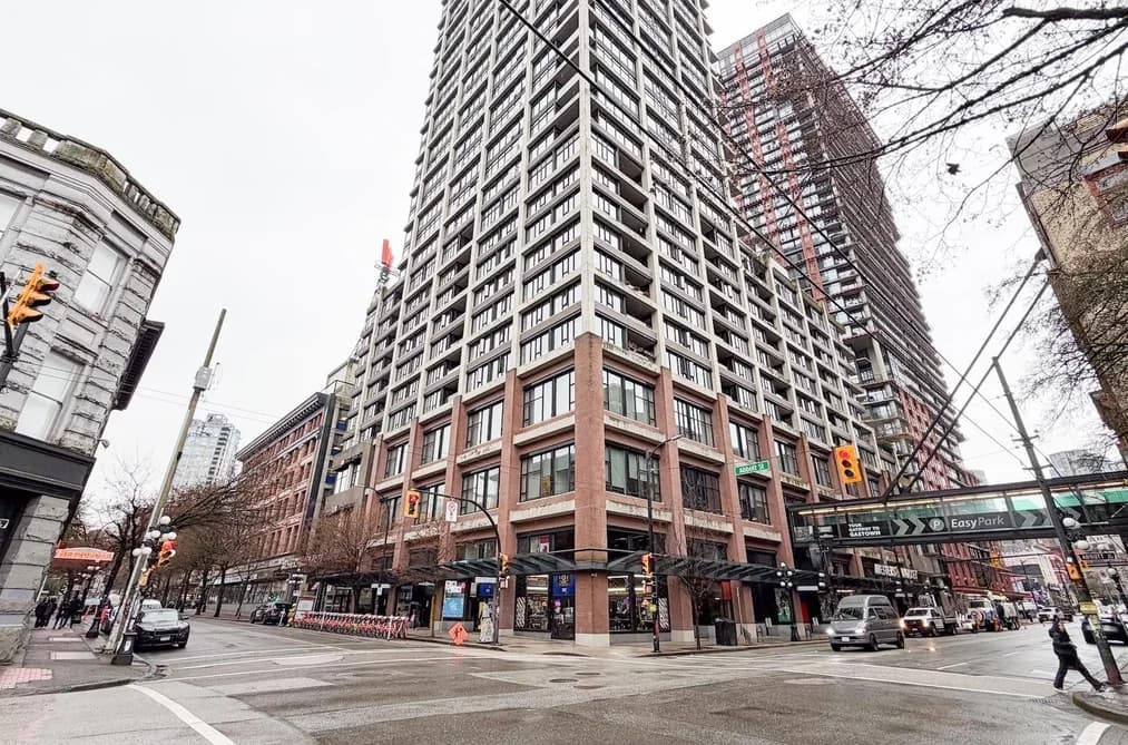 PH4 108 CORDOVA STREET, Vancouver, BC — Residential for Sale - Photo 2