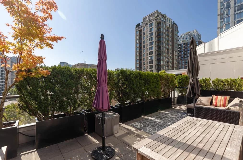 PH803 988 RICHARDS STREET, Vancouver, BC — Residential for Sale - Photo 2