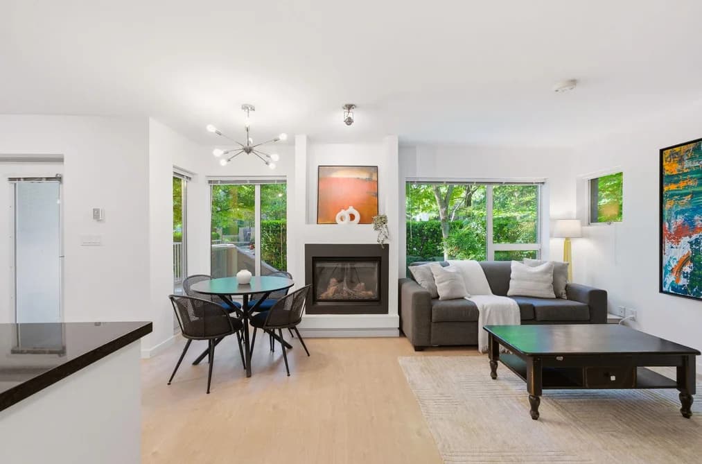 Townhouse for sale at Th1 1288 Chesterfield Avenue North Vancouver British Columbia - MLS: R3143667