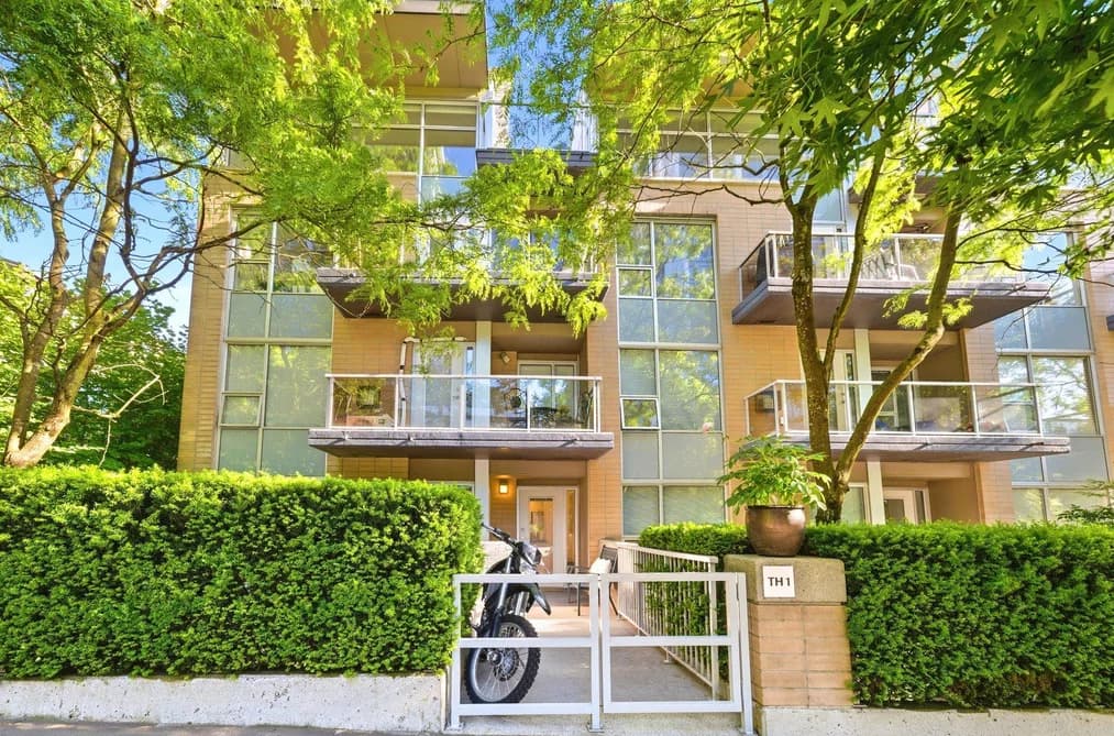 TH1 1288 CHESTERFIELD AVENUE, North Vancouver, BC — Residential for Sale - Photo 2