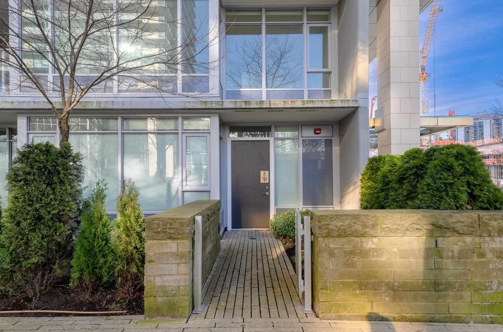 TH1 6288 CASSIE AVENUE, Burnaby, BC — Residential for Sale - Photo 2