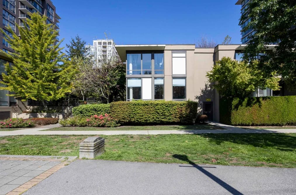 TH1 6333 KATSURA STREET, Richmond, BC — Residential for Sale - Photo 2