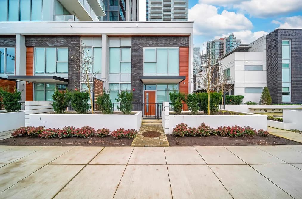 TH17 13428 105 AVE, Surrey, BC — Residential for Sale - Main Photo