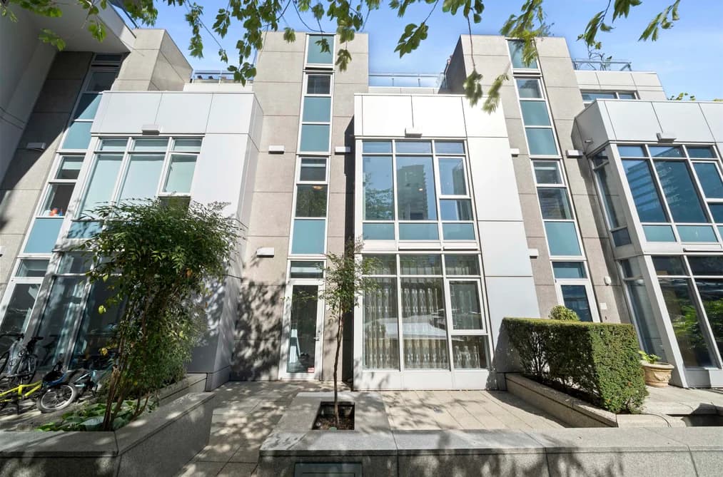 TH19 1281 W CORDOVA STREET, Vancouver, BC — Residential for Sale - Main Photo