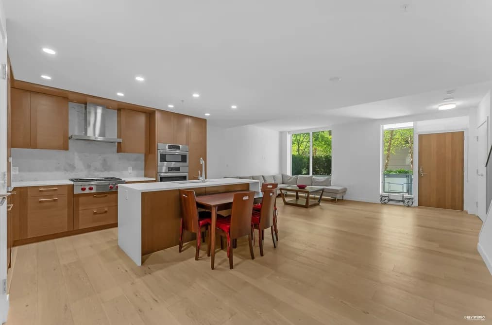 TH8 1439 GEORGE STREET, Surrey, BC — Residential for Sale - Photo 2